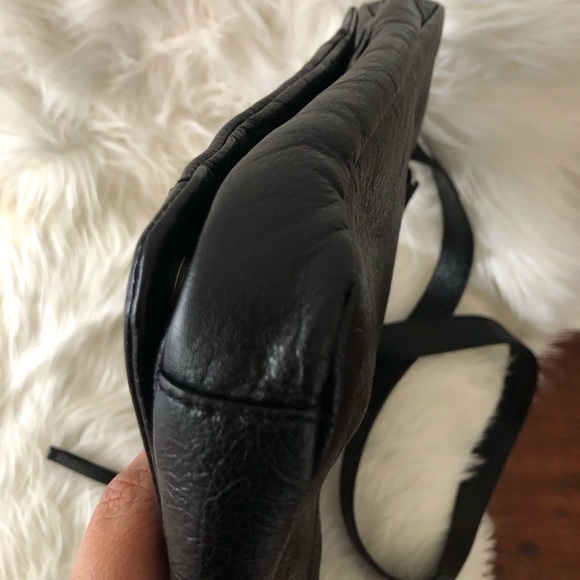 Balenciaga Black Crinkled Leather Briefcase Bag - Picture 4 of 10